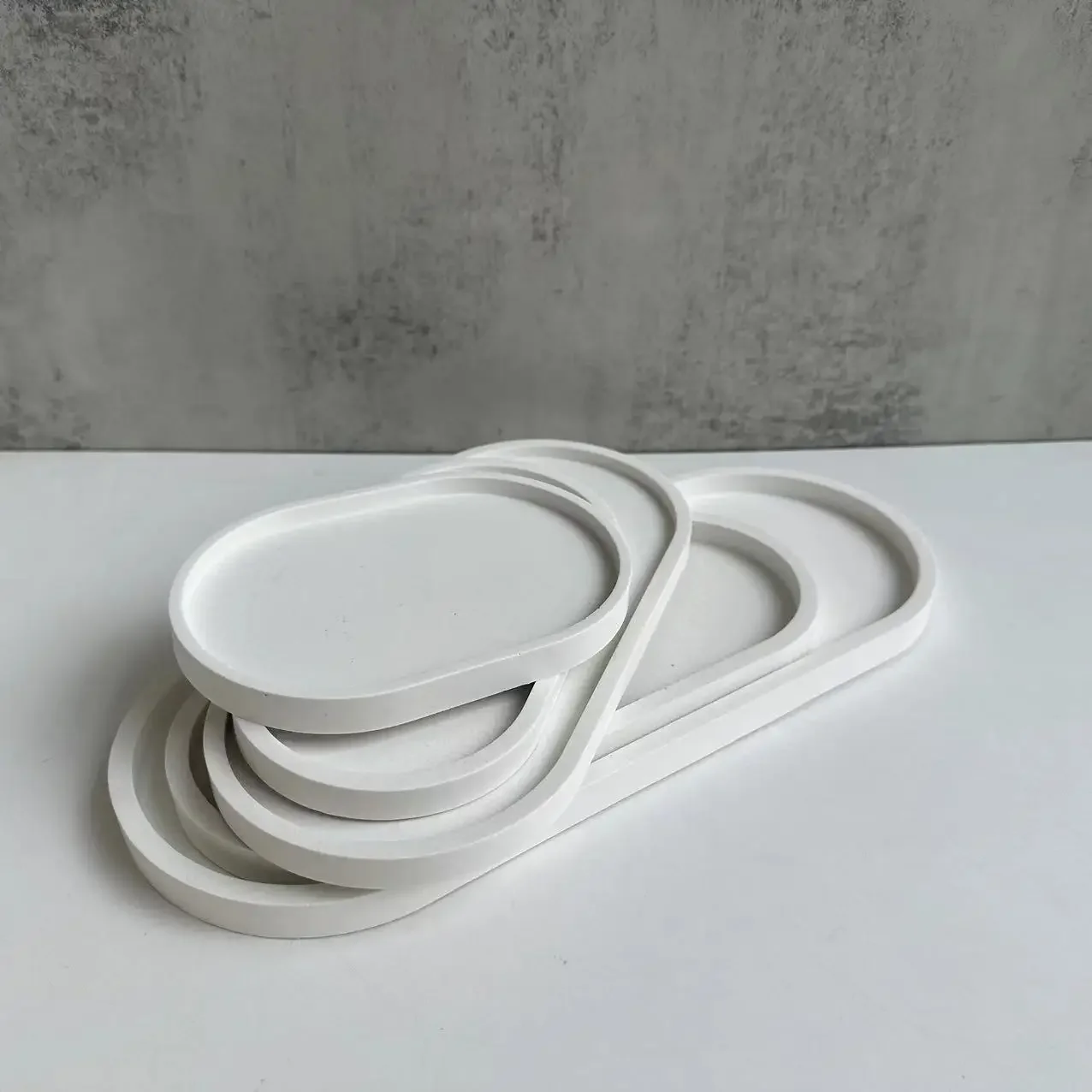 Drip Tray Saucer - แม่พิมพ์ซิลิโคนฐานกระถางดอกไม้ทรงรี ถาดรองน้ำซึมซีเมนต์ สำหรับทำกระถางต้นไม้ DIY งานปั้นปูนปลาสเตอร์ งานศิลปะเรซิ่น